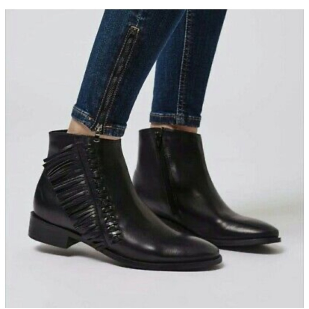 Topshop flat fringe festival booties sz 38